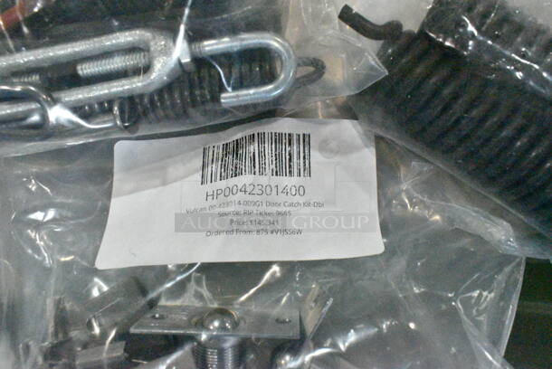 4 BRAND NEW SCRATCH AND DENT! Items Including HP0042301400 Vulcan 00-423014-000G1 Door Catch Kit-Dbl, HP0040405300 Vulcan 00-913102-00395 Kit, Door Springs 36L/E36, HP0085467800 Vulcan 00-913102-00285 Kit,Lid Springs, Ve & Vg, HP0085465100 Vulcan 00-854651-00001 Crank Handle. 4 Times Your Bid!  - Image 3 of 9