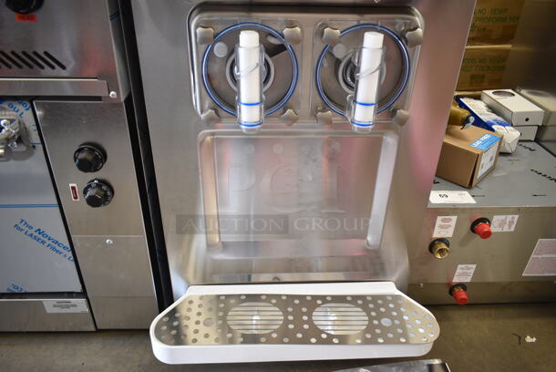 BRAND NEW! Spaceman 6690-CL Stainless Steel Commercial Countertop Air Cooled 2 Flavor Frozen Beverage Slushy Machine. 220 Volts, 1 Phase. - Image 4 of 12