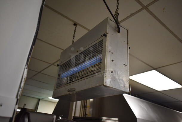 Metal Ceiling Mounted Bug Zapper. BUYER MUST REMOVE. (kitchen) - Image 5 of 5