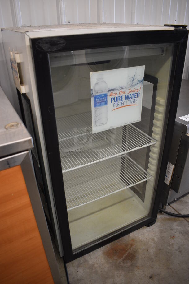 QBD Model 349540-L1 Metal Commercial Single Door Reach In Cooler Merchandiser w/ Poly Coated Racks. 115 Volts, 1 Phase. 21.5x25x38.5. Tested and Powers On But Temps at 54 Degrees - Image 2 of 5