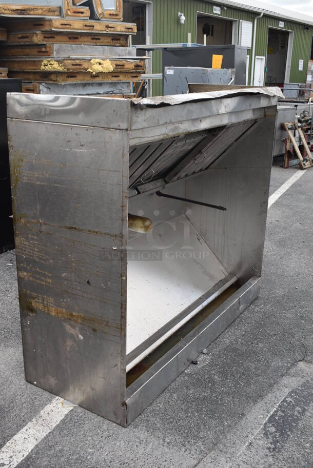 5' Metal Commercial Grease Hood w/ Filters and Light. - Image 2 of 6