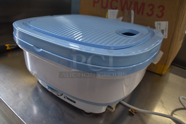 IN ORIGINAL BOX! Pure Clean PUCWM33 Portable Mini Washing Machine. 14x14x7 - Image 5 of 8