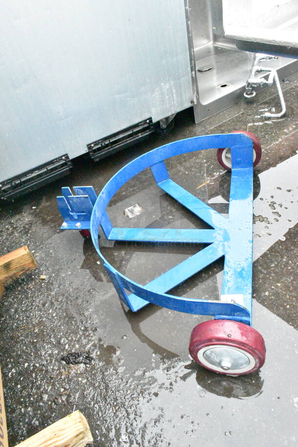 BRAND NEW SCRATCH AND DENT! Lavex 1,100 lb. Low-Profile Drum Caddy with Removable Bung Wrench Handle and Casters. Missing Handle. - Image 3 of 6