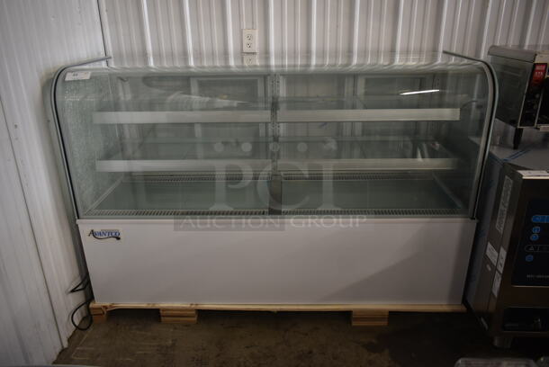 BRAND NEW SCRATCH AND DENT! Avantco Metal Commercial Floor Style Deli Display Case Merchandiser. See Pictures For Side Glass Damage. Tested and Working!