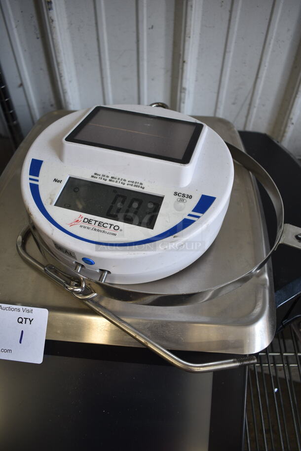 Hobart HTi Stainless Steel Commercial Countertop Scale w/ Detecto SCS30 30 Pound Capacity Scale. 120/208-240 Volts, 1 Phase.  - Image 4 of 6