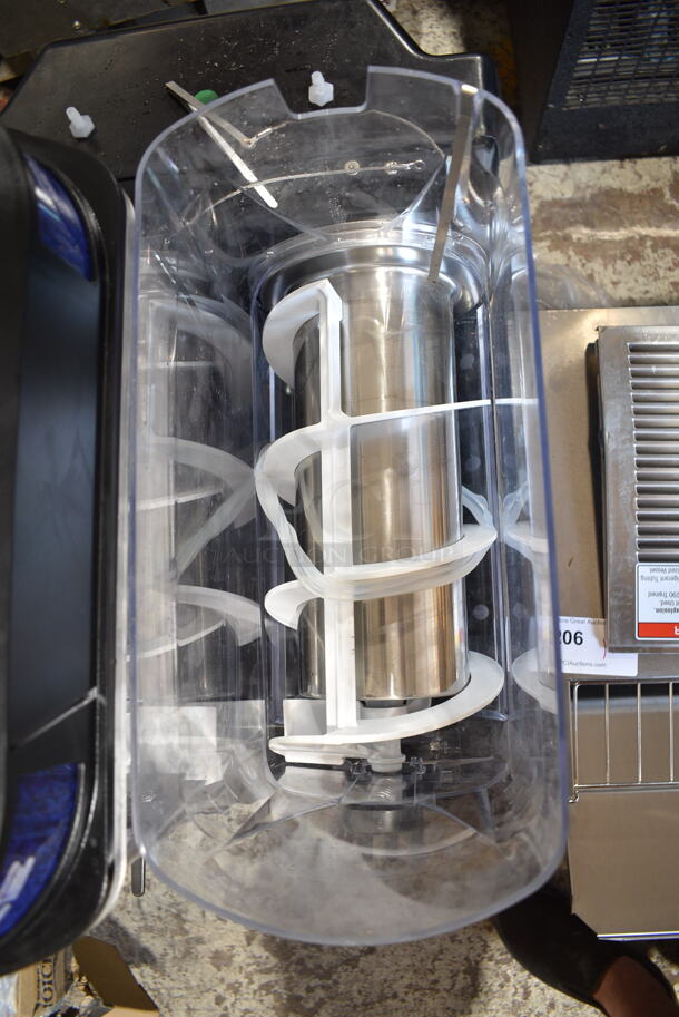 BRAND NEW SCRATCH AND DENT! 2024 Bunn ULTRA NX Stainless Steel Commercial Countertop Double 3 Gallon Slushy Machine. 120 Volts, 1 Phase. Tested and Working! - Image 4 of 8