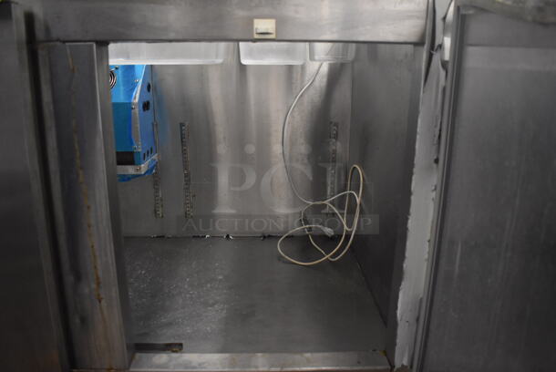 Leader Stainless Steel Commercial Prep Table w/ Glass Sneeze Guard, Various Drop In Bins on Commercial Casters. 115 Volts, 1 Phase. 72x33x55. Tested and Does Not Power On - Image 6 of 9