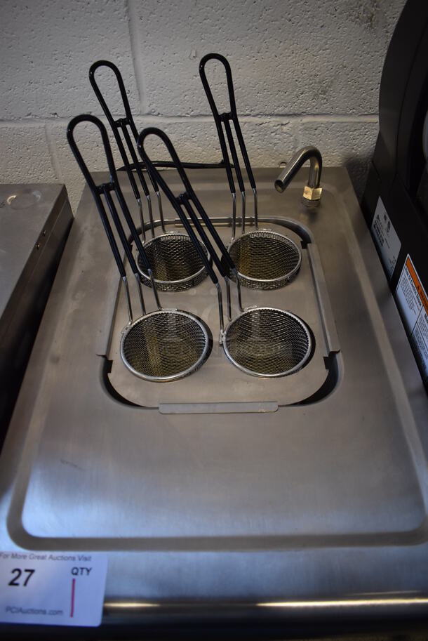 Avantco 177PC201 Stainless Steel Commercial Countertop Electric Powered 8 Liter Pasta Cooker Rethermalizer w/ 4 Metal Baskets. 208/240 Volts, 1 Phase. 16x25x22 - Image 4 of 6