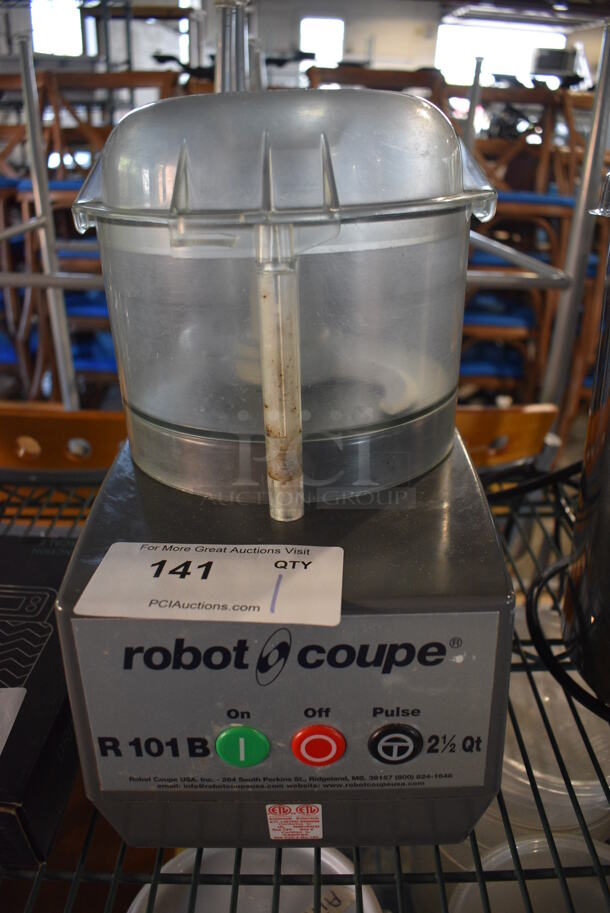 Robot Coupe Model R101B Metal Commercial Countertop Food Processor w/ Bowl, Lid and S Blade. 120 Volts, 1 Phase. 7.5x11x14. Tested and Working!