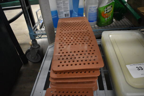 18 Orange Silform Speed Oven Riser. 12x5x1. 18 Times Your Bid! - Image 3 of 3