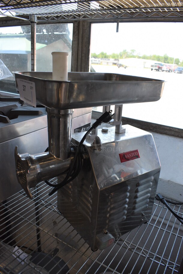 BRAND NEW SCRATCH AND DENT! Avantco Model MG12 Stainless Steel Commercial Countertop #12 Meat Grinder w/ Tray and Pusher. 110 Volts, 1 Phase. 10x16x19. Tested and Working!