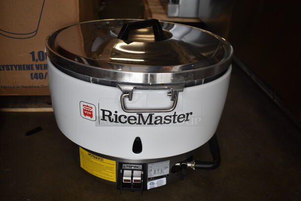 BRAND NEW SCRATCH AND DENT! RiceMaster RM-55N-R Metal Commercial Natural Gas 110 Cup (55 Cup Raw) Gas Rice Cooker and Warmer.  - Image 2 of 6