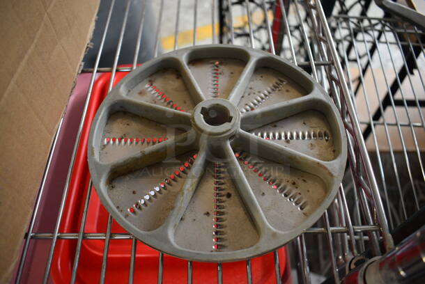 Metal Food Processor Blade. 8x8x2 - Image 2 of 2