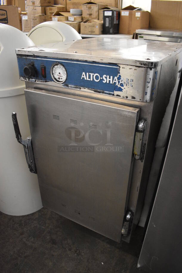 Alto Shaam Model 500-S Stainless Steel Commercial Warming Cabinet on Commercial Casters. 115 Volts, 1 Phase. 17.5x24x33.5. Tested and Working! - Image 2 of 7
