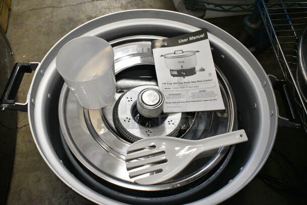 BRAND NEW SCRATCH AND DENT! Avantco 177GRC110NAT Natural Gas 110 Cup (55 Cup Raw) Gas Rice Cooker. 14,000 BTU - Image 3 of 9