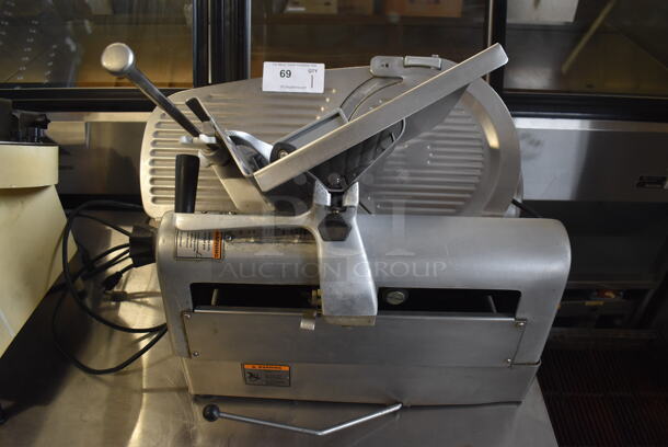 Hobart 1712E Stainless Steel Commercial Countertop Automatic Meat Slicer. 115 Volts, 1 Phase. 29x26x26. Tested and Working!