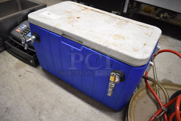 Coleman Blue and White Poly Portable Kegerator Jockey Box. 25x16x15 - Image 2 of 6