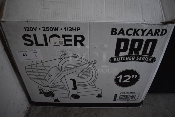 IN ORIGINAL BOX! LIKE NEW! Backyard Pro 554SL112E Stainless Steel Commercial Countertop Meat Slicer w/ Blade Sharpener. 120 Volts, 1 Phase. 22x19x19. Tested and Working! - Image 5 of 6
