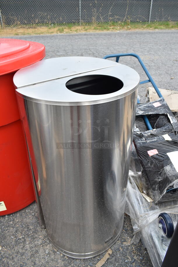 3 BRAND NEW SCRATCH AND DENT! Cans; Lavex 475TCRND55RD 55 Gallon Red Round Commercial Trash Can, Black Mixed Recycling and Chrome Finish Trash Can. 3 Times Your Bid! - Image 6 of 8