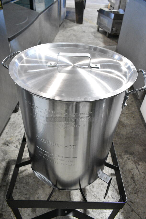 BRAND NEW SCRATCH AND DENT! Backyard Pro BP30-ALKIT 30 Qt. Deluxe Aluminum Turkey Fryer / Seafood Boiler Kit - 55,000 BTU - Image 3 of 9