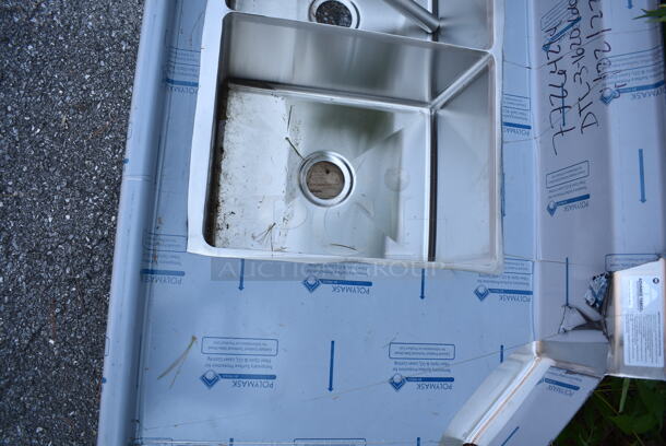 BRAND NEW! Advance Tabco DTC-3-1620-66L Stainless Steel 3 Bay Dishwasher Table. Bays 16x20x12 - Image 4 of 8