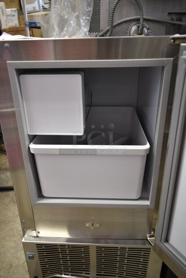 BRAND NEW SCRATCH AND DENT! Whynter MIM-14231SS Stainless Steel 14” Undercounter Automatic Marine Ice Maker 23lb Daily Output. 115 Volts, 1 Phase. Tested and Working! - Image 5 of 8