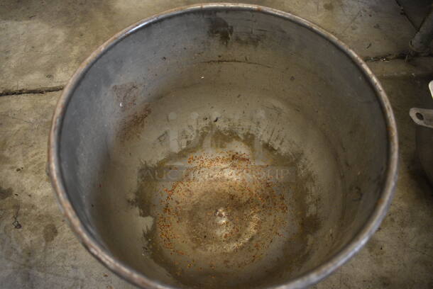 Hobart A200 Metal Commercial 20 Quart Mixing Bowl. 14.5x13x11.5 - Image 2 of 5