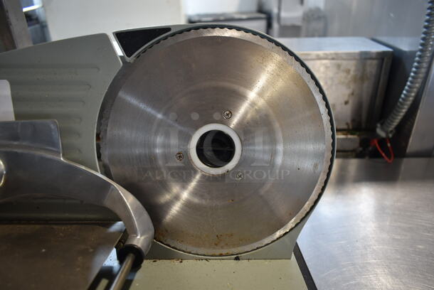 1A-FS200 Metal Commercial Countertop Meat Slicer. 120 Volts, 1 Phase. Tested and Working! - Image 5 of 7