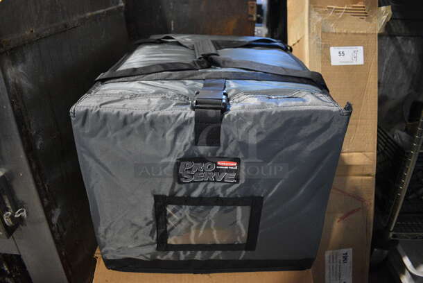 BRAND NEW IN BOX! Rubbermaid 9F12-00 Gray Poly Insulated Front Load Catering Food Carrying Bag. 17x26x16