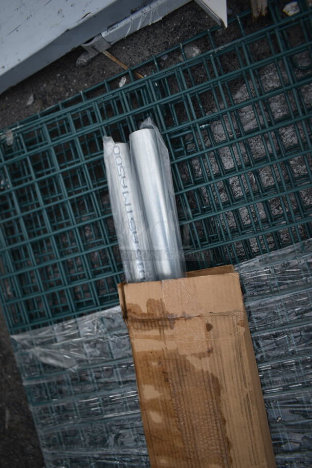 ALL ONE MONEY! Lot of Green Finish Liquor Cage - Image 4 of 4