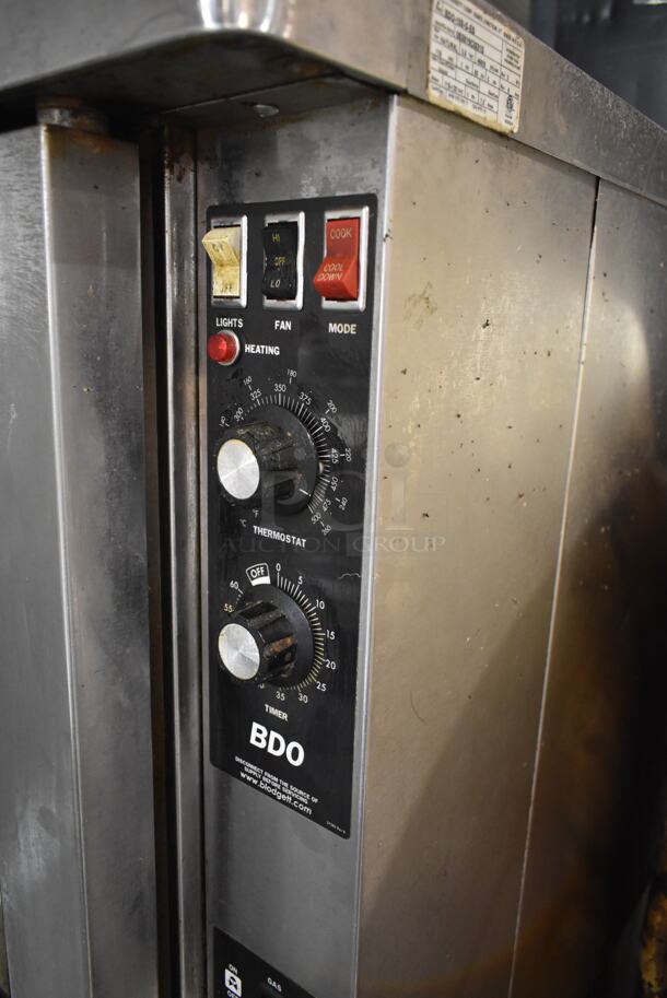 Blodgett BDO-100-G-ES Stainless Steel Commercial Natural Gas Powered Full Size Convection Oven w/ View Through Doors, Metal Oven Racks, Thermostatic Controls and Metal Legs on Commercial Casters.  - Image 3 of 6