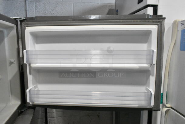 2017 Whirlpool WRT511SZDM00 Stainless Steel Cooler w/ Freezer. 115 Volts, 1 Phase. Tested and Powers On But Does Not Get Cold  - Image 3 of 7