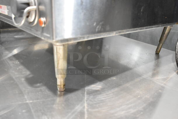 Wells B-40 Stainless Steel Commercial Countertop Electric Powered Charbroiler Grill. Back Right Leg Bent.. 208 Volts, 1 Phase.  - Image 3 of 6