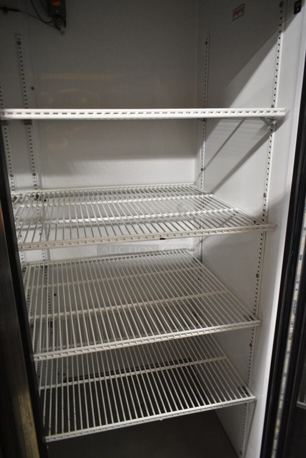 2014 True GDM-72-LD ENERGY STAR Metal Commercial 3 Door Reach In Cooler Merchandiser w/ Poly Coated Racks. 115 Volts, 1 Phase. Tested and Working! - Image 3 of 6