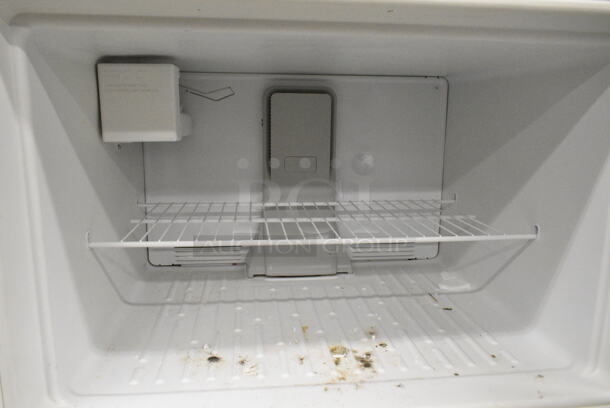 Maytag M1TXEGMYW01 Metal Cooler w/ Freezer. 115 Volts, 1 Phase. Cannot Test Due To Cut Power Cord - Image 2 of 7