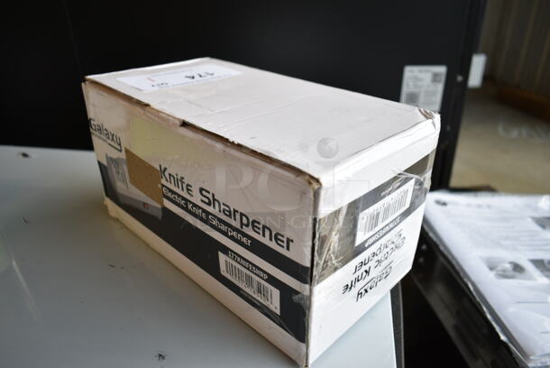 BRAND NEW SCRATCH AND DENT! Galaxy 177KNIFESHRP 2-Stage Standard-Duty Electric Knife Sharpener. Tested and Working! - Image 2 of 3