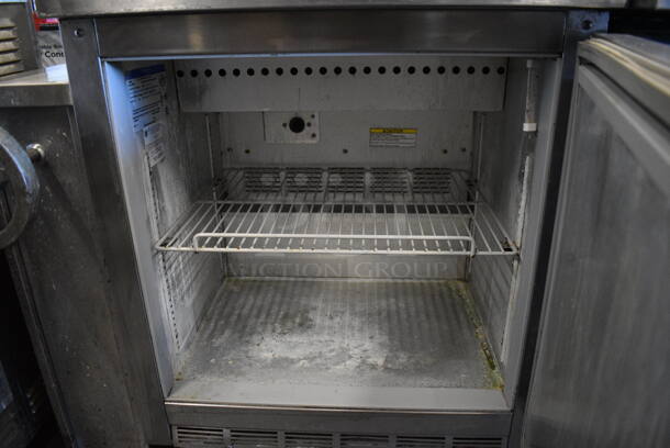 Beverage Air SP27 Stainless Steel Commercial Sandwich Salad Pre Table Bain Marie Mega Top on Commercial Casters. 115 Volts, 1 Phase. 27x29x42. Tested and Working! - Image 6 of 7