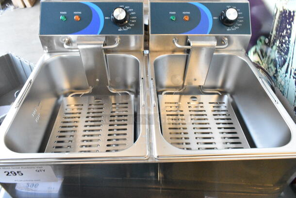 BRAND NEW SCRATCH AND DENT! 2023 Hoocoo FRY-20L Stainless Steel Commercial Countertop Electric Powered 2 Bay Deep Fat Fryer w/ 2 Metal Baskets and 2 Lids. 120 Volts, 1 Phase. - Image 4 of 5