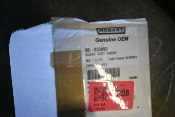 BRAND NEW SCRATCH AND DENT! Vulcan 00-833493 Glass Gauge W/Glas - Image 2 of 2
