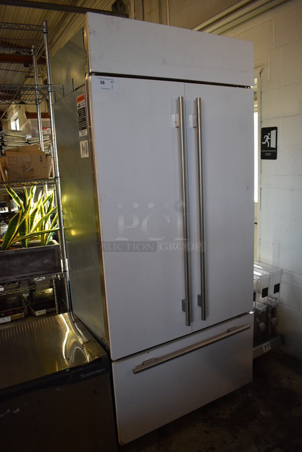 Sub-zero BI-36UFD/0 Metal Cooler Freezer Combo Unit. 115 Volts, 1 Phase. 37x28x83. Tested and Working!