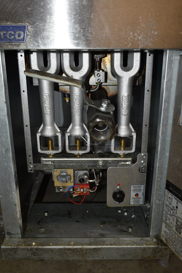 2019 Pitco Frialator 35C+S Stainless Steel Commercial Floor Style Propane Gas Powered Deep Fat Fryer on Commercial Casters. 90,000 BTU. - Image 5 of 6