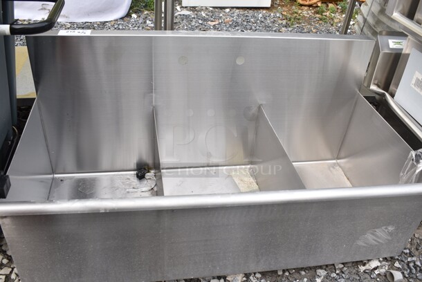 BRAND NEW SCRATCH AND DENT! Stainless Steel Commercial 3 Bay Sink. No Legs.  - Image 1 of 6