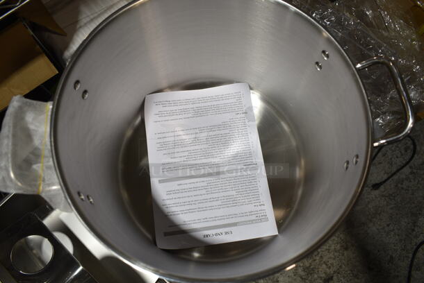 2 BRAND NEW! Items; Winco SST-24 Stock Pot and Winco 211 Soup Warmer. 2 Times Your Bid! - Image 4 of 8