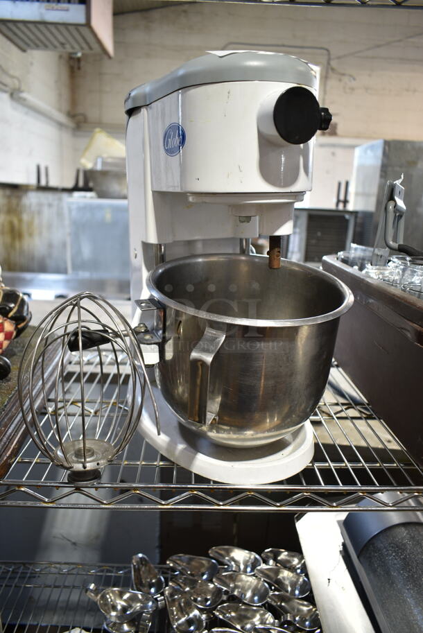 Globe SP5 Metal Commercial Countertop 5 Quart Planetary Dough Mixer w/ Stainless Steel Mixing Bowl and Whisk Attachment. 110 Volts, 1 Phase. Tested and Working! - Image 1 of 6