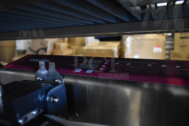 BRAND NEW SCRATCH AND DENT! Estella 348WSMX2A Stainless Steel Commercial Countertop Double Waffle Maker. 120 Volts, 1 Phase. Tested and Working! - Image 8 of 9
