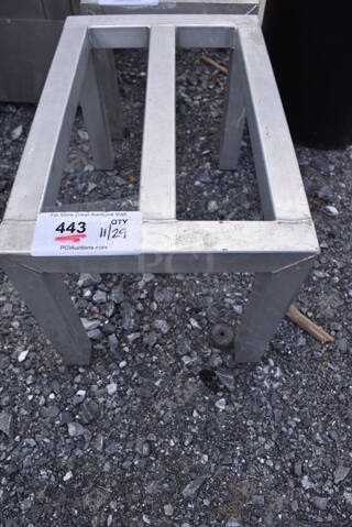 Metal Dunnage Rack. 12x18x12