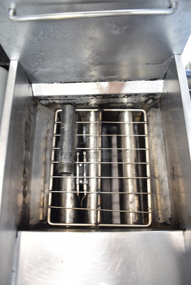 2020 Mainstreet 541FF40N Stainless Steel Commercial Natural Gas Powered Deep Fat Fryer. 90,000 BTU. - Image 3 of 6