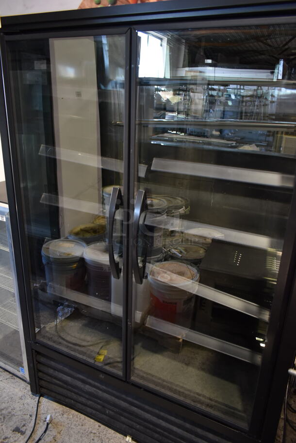 2021 True TVM-48SL-HC-VM01 Metal Commercial 2 Door Reach In Cooler Merchandiser w/ Poly Coated Racks. 115 Volts, 1 Phase. Tested and Powers On But Does Not Get Cold - Image 3 of 6