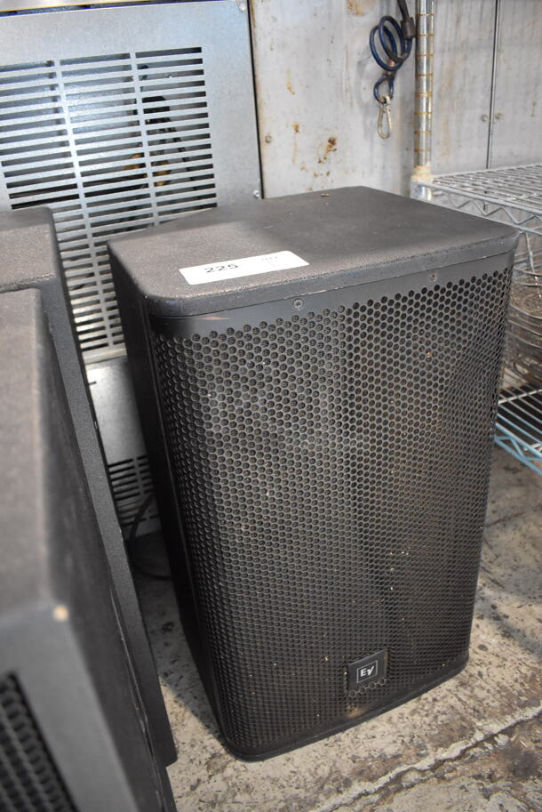 Electro-Voice ELX 112P Line X Series Powered Two Way Loudspeaker. 14x13.5x24 - Image 3 of 5