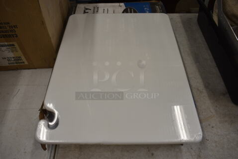 6 BRAND NEW IN BOX! San Jamar Cut N Carry White Cutting Boards. 15x20x0.5. 6 Times Your Bid!